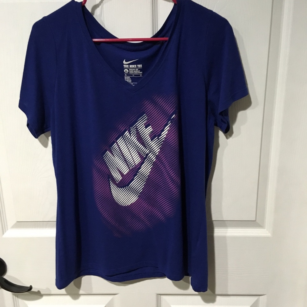 Blue and Purple Nike Short Sleeved T-Shirt.